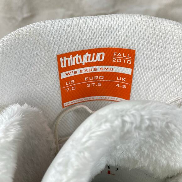 🔥Thirty Two Women’s 7 Walker Snowboard Boots White- Gray Comfort Fit Soft - Picture 12 of 13